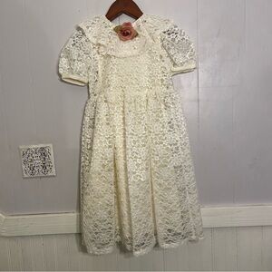 Allison Ann lace vintage dress size 4 ivory lace gorgeous formal bridal dress